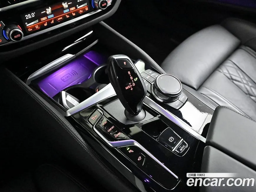 BMW 5-Series 2023 из KR, фото 3