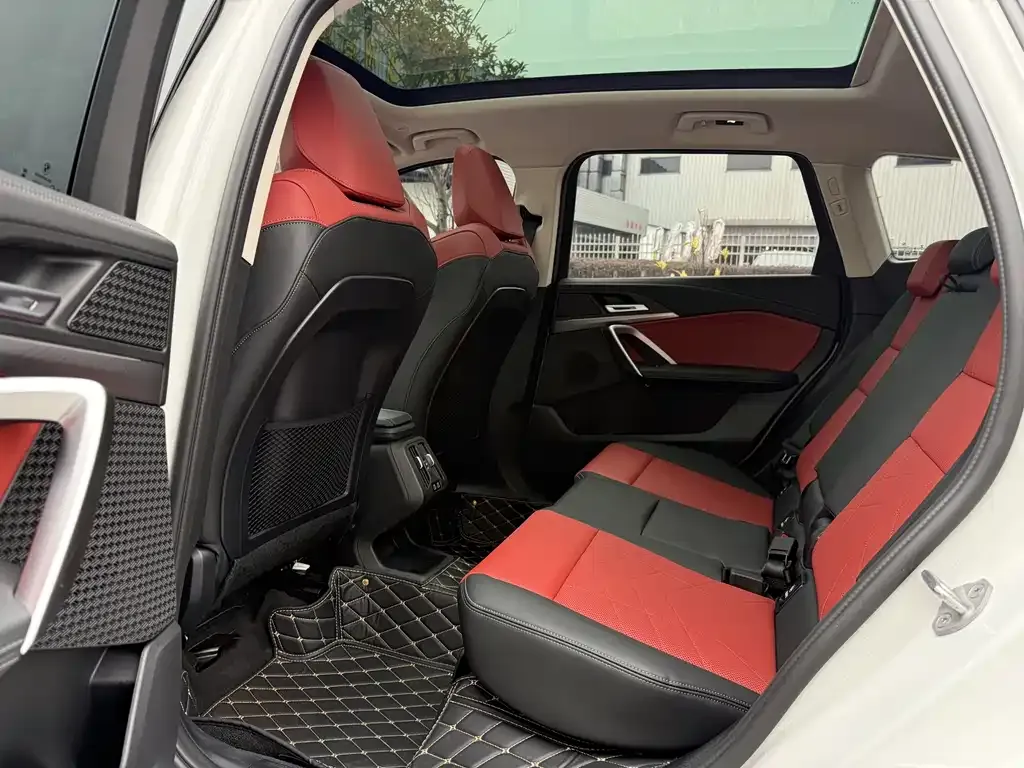 BMW X1 2024 из CN, фото 9