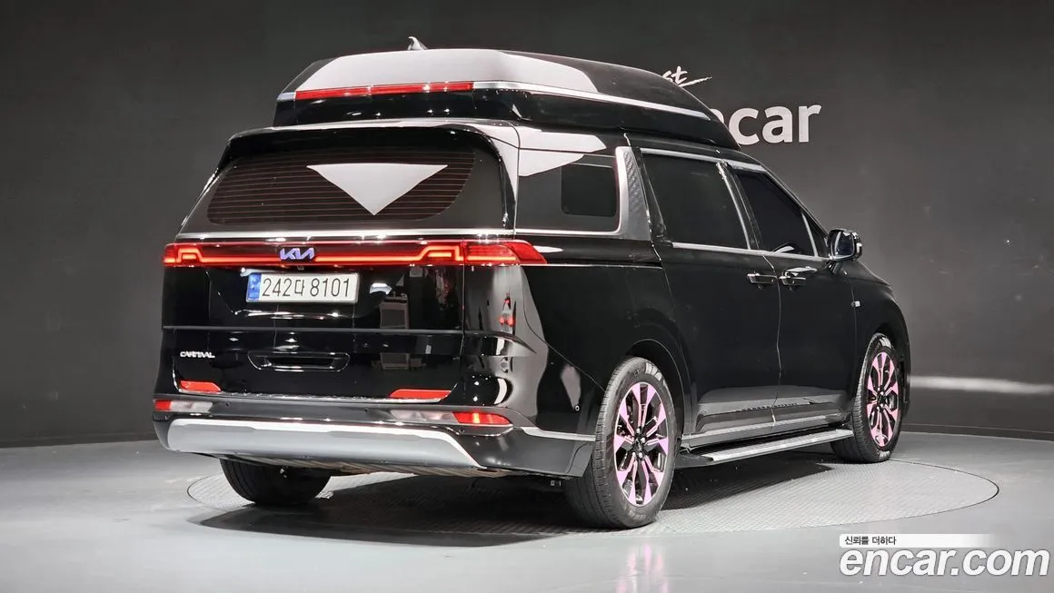 Kia Carnival 2023 из KR, фото 2