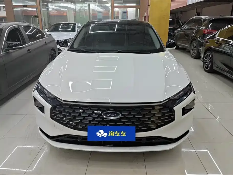 Ford Mondeo 2023 из CN, фото 7