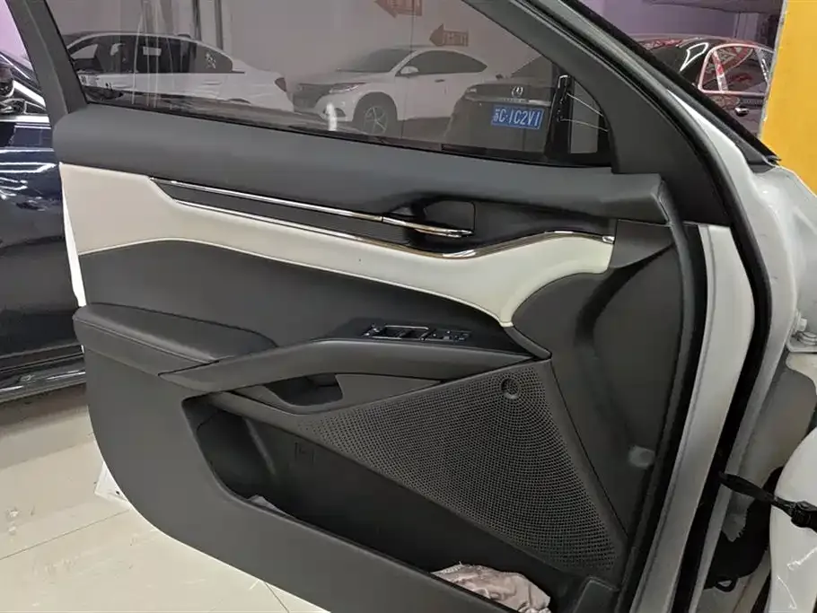 Ford Mondeo 2023 из CN, фото 5