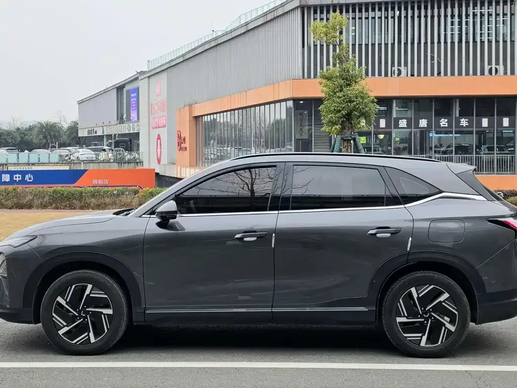 Wuling Xingguang S — фото 9