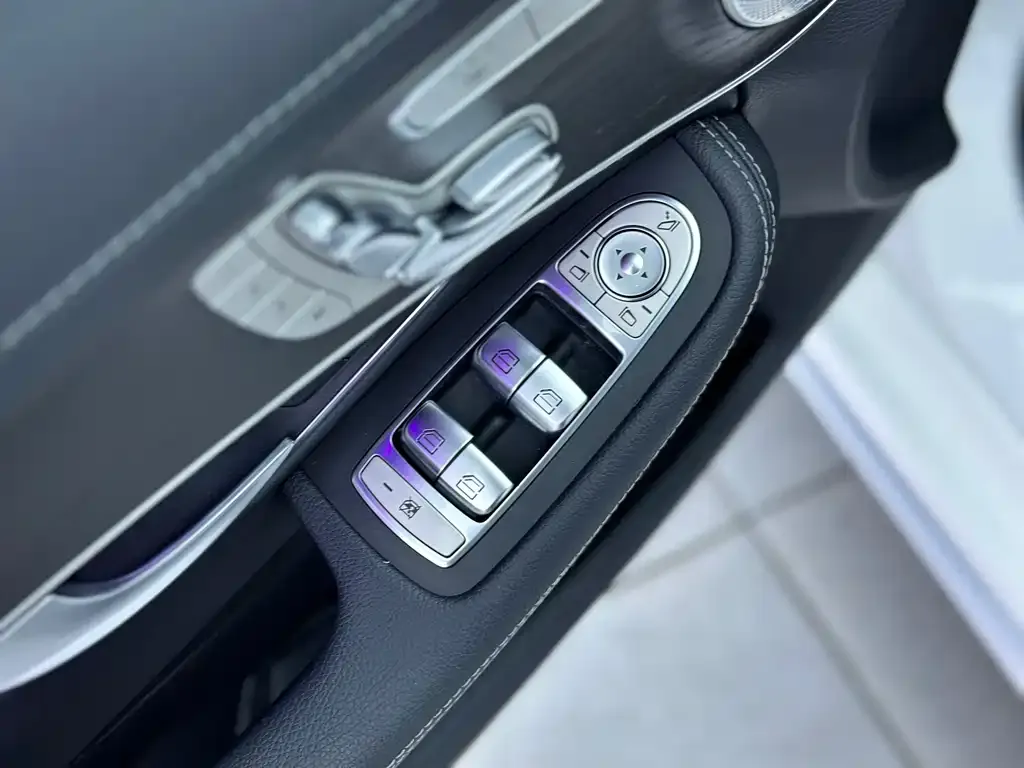 Mercedes-Benz C-Class 2021 из CN, фото 2