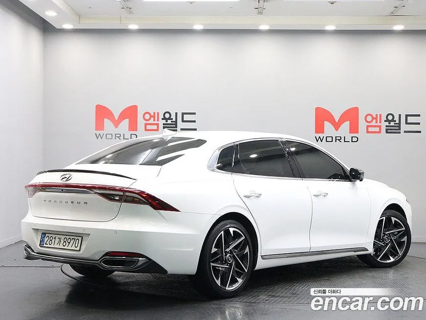 Hyundai Grandeur 2022 из KR, фото 4