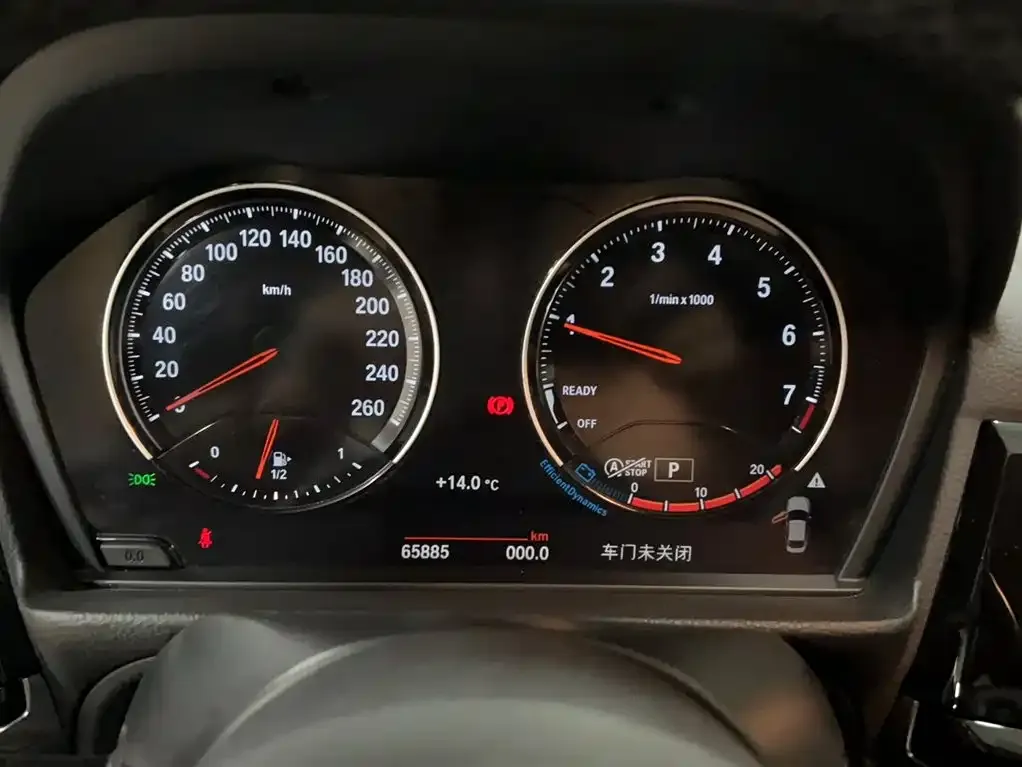 BMW 1 Series 2022 из CN, фото 3