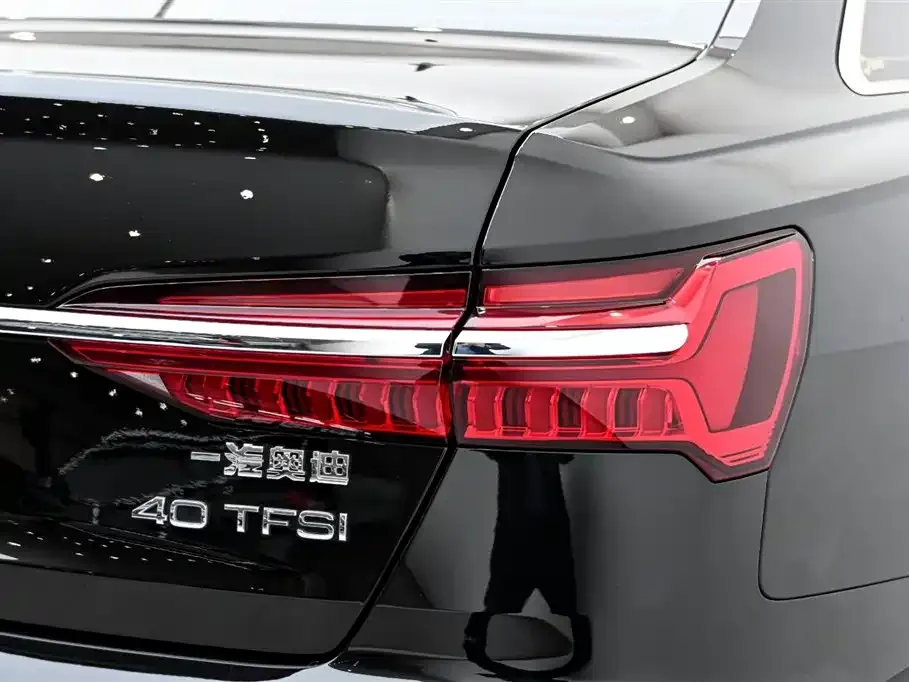Audi A6L 2023 из CN, фото 10