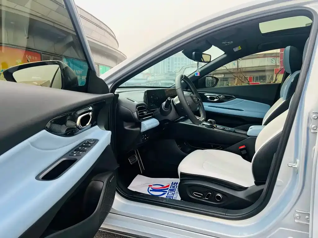 GAC Motor Shadow Leopard — фото 10
