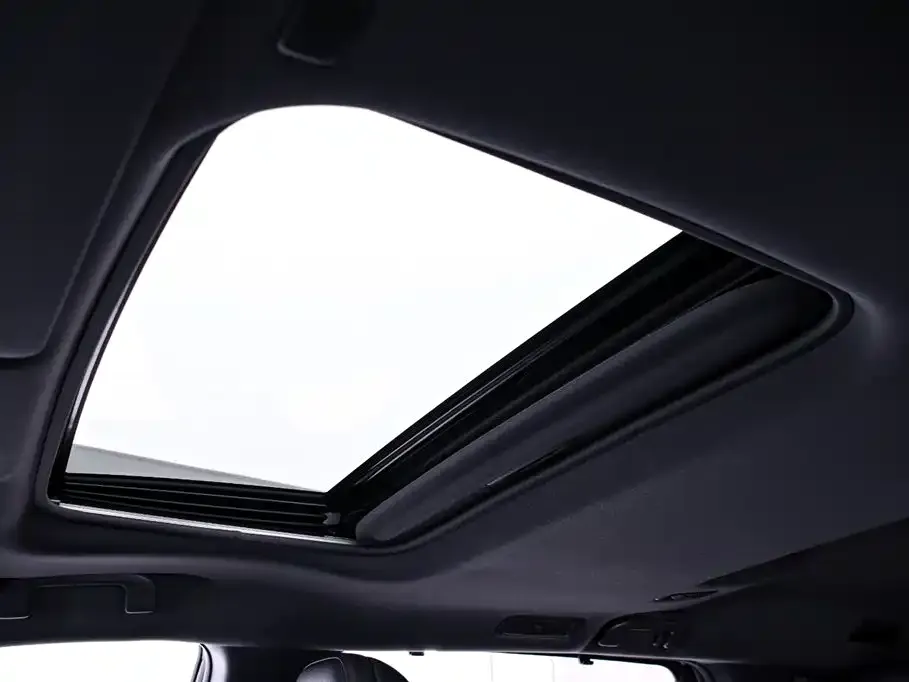 Toyota Sienna 2024 из CN, фото 8