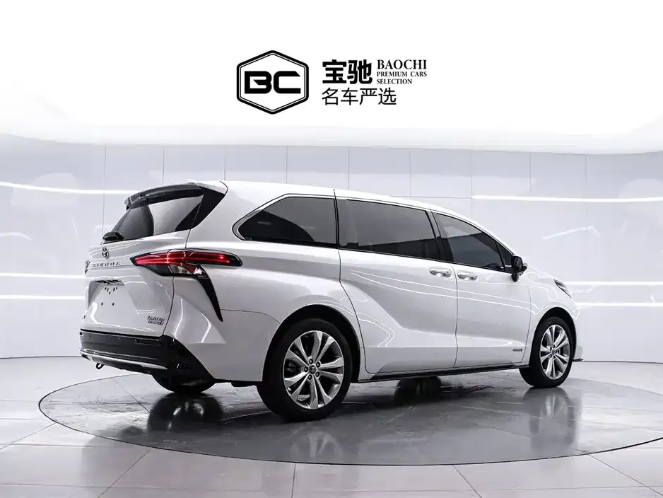 Toyota Sienna 2024 из CN, фото 10