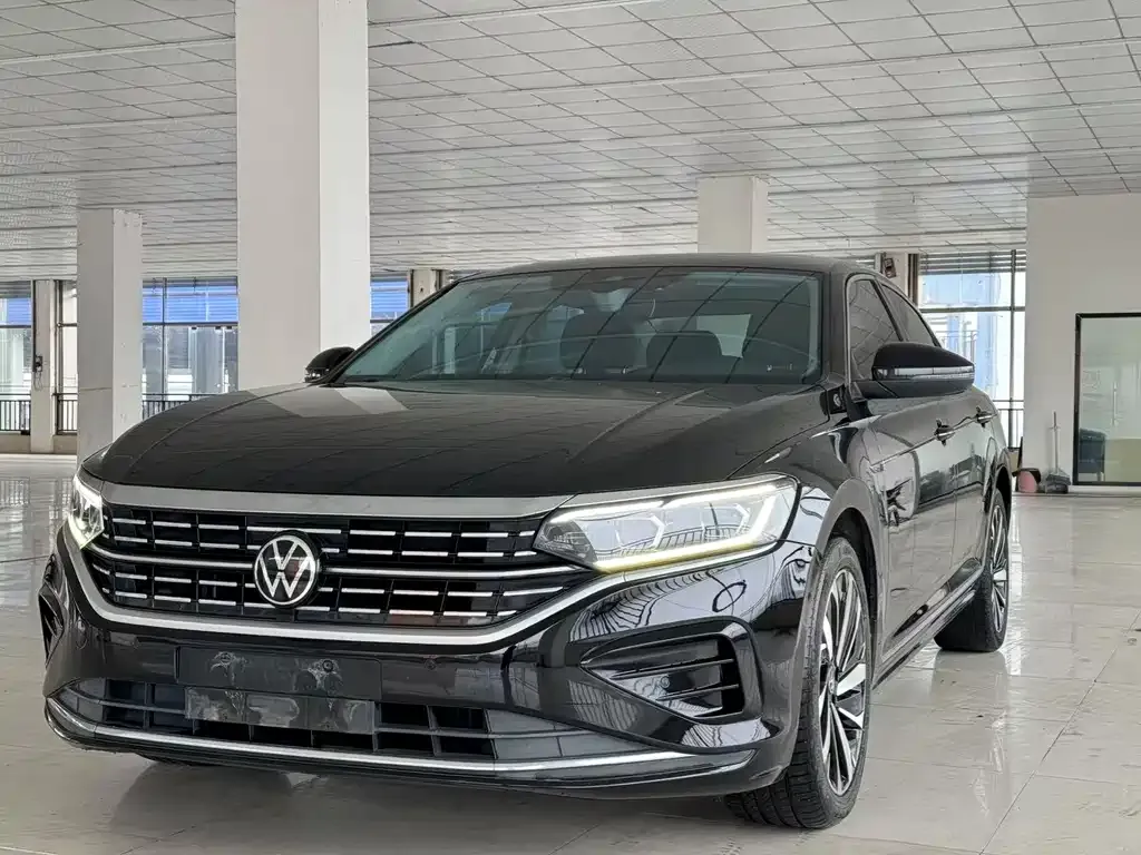 Volkswagen Passat 2022 из CN, фото 1