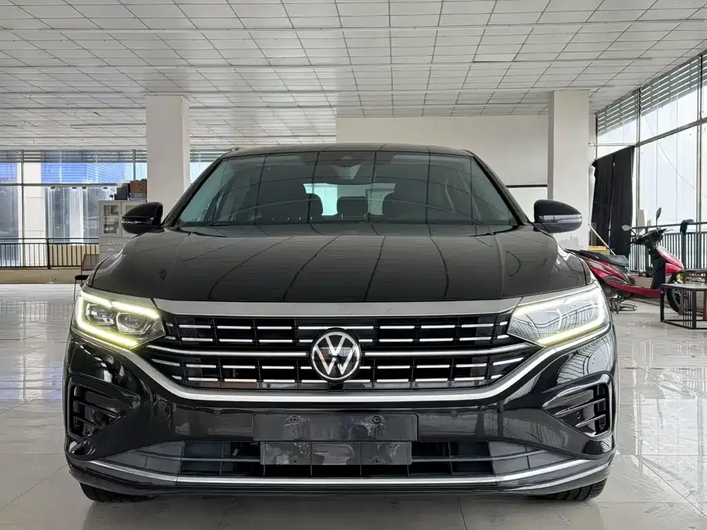 Volkswagen Passat 2022 из CN, фото 3