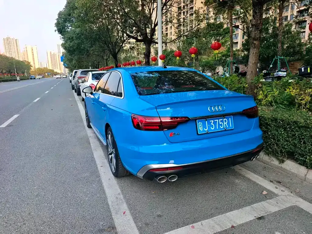 Audi S4 2021 из CN, фото 8