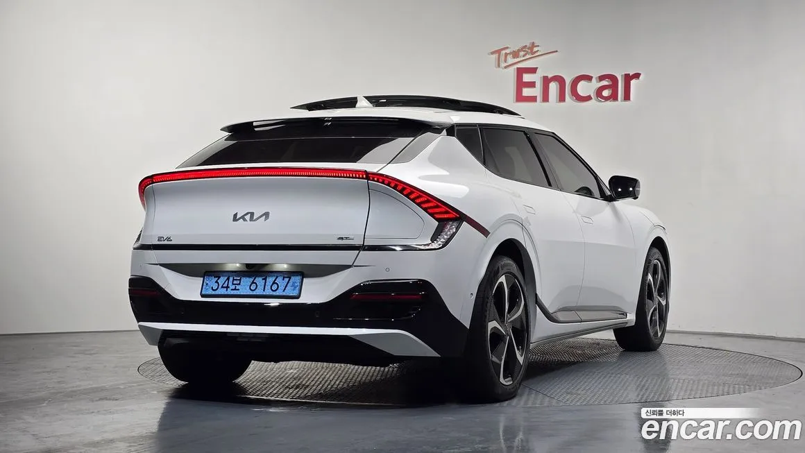 Kia EV6 — фото 3
