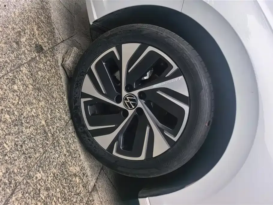 Volkswagen Bora 2024 из CN, фото 3