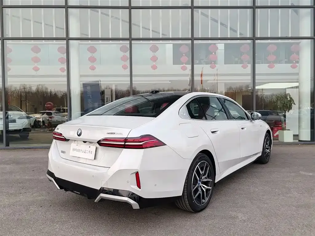 BMW i5 2025 из CN, фото 9