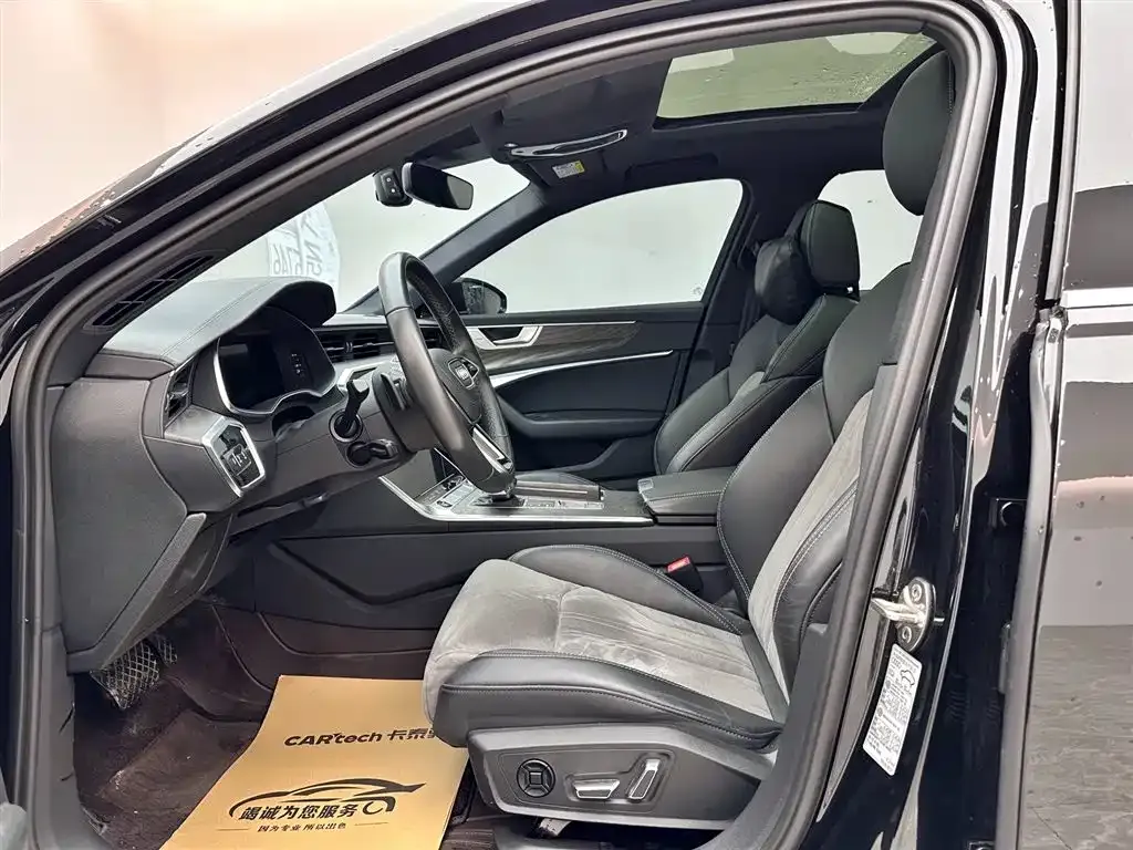 Audi A6L 2023 из CN, фото 5
