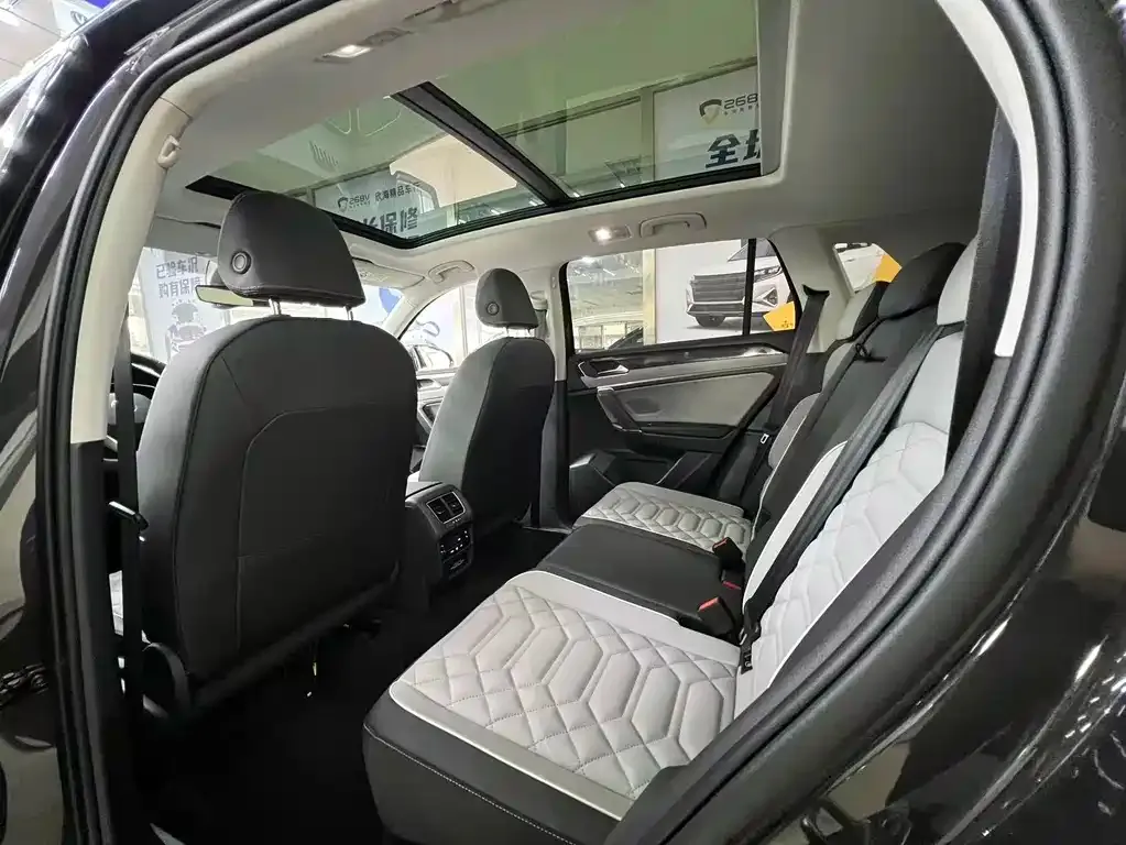 Volkswagen Tayron 2023 из CN, фото 5