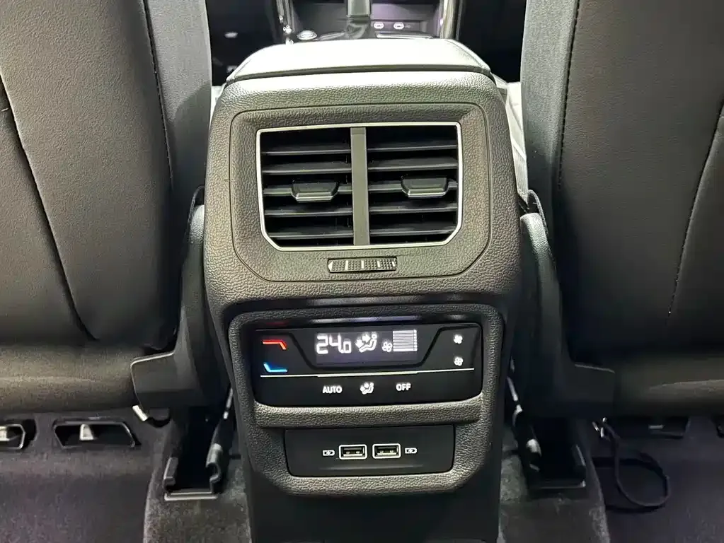 Volkswagen Tayron 2023 из CN, фото 3