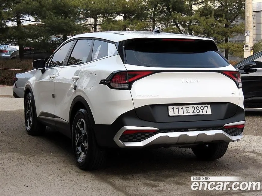 Kia Sportage — фото 10