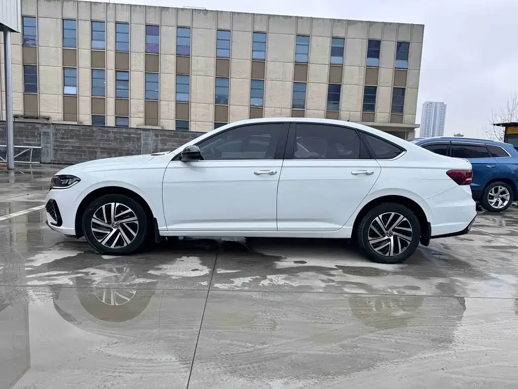 Volkswagen Lavida 2022 из CN, фото 4