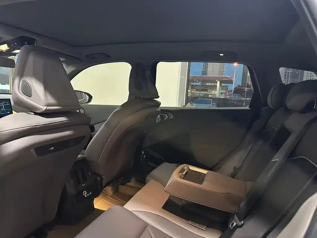 BMW X3 2025 из CN, фото 3