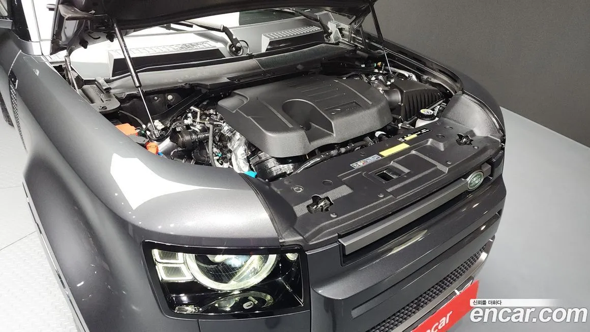 Land Rover Defender 2024 из KR, фото 8