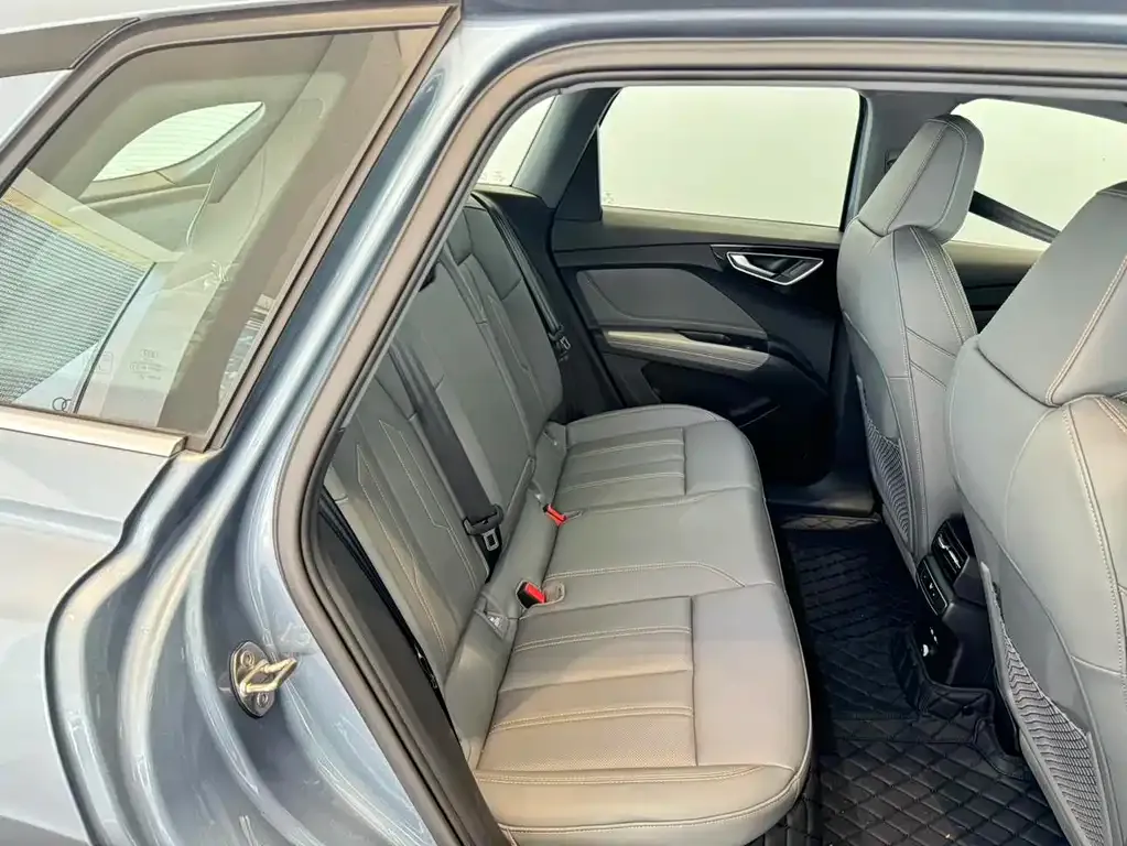 Audi Q4 e-tron 2024 из CN, фото 3