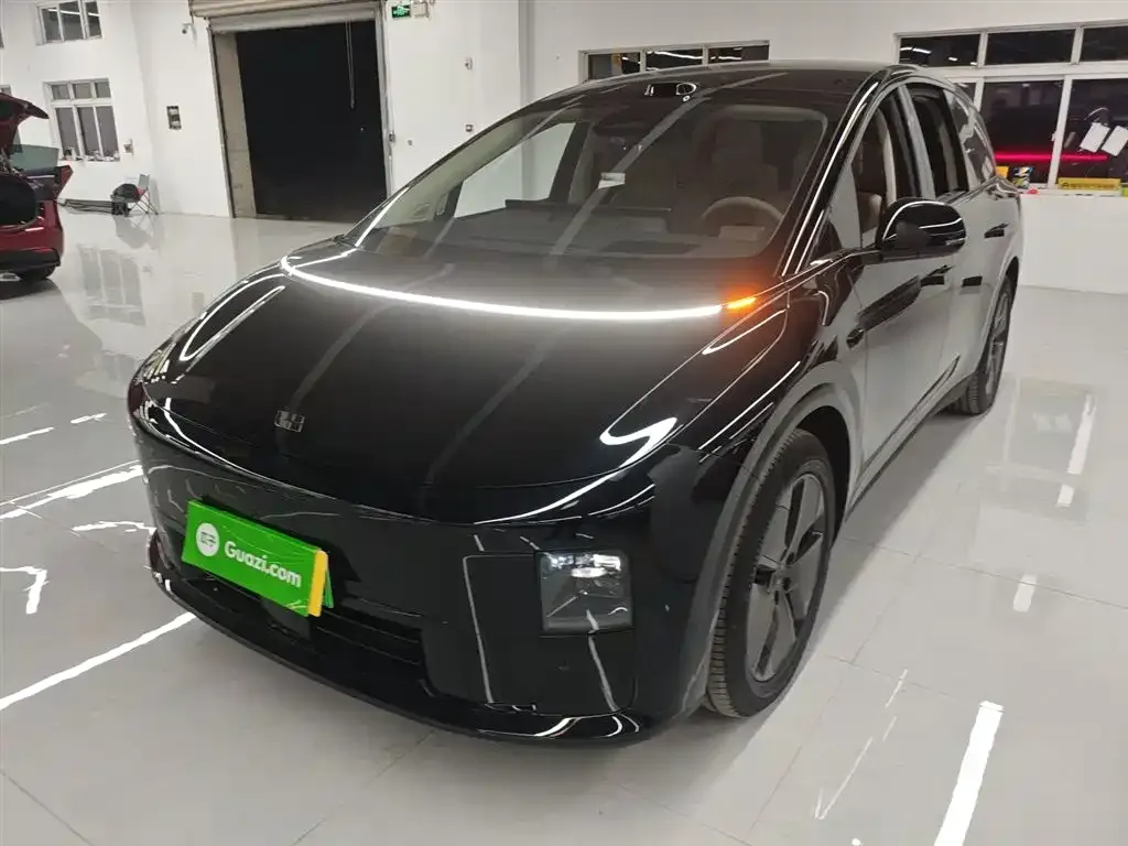 Li Auto i8 2025 из CN, фото 1