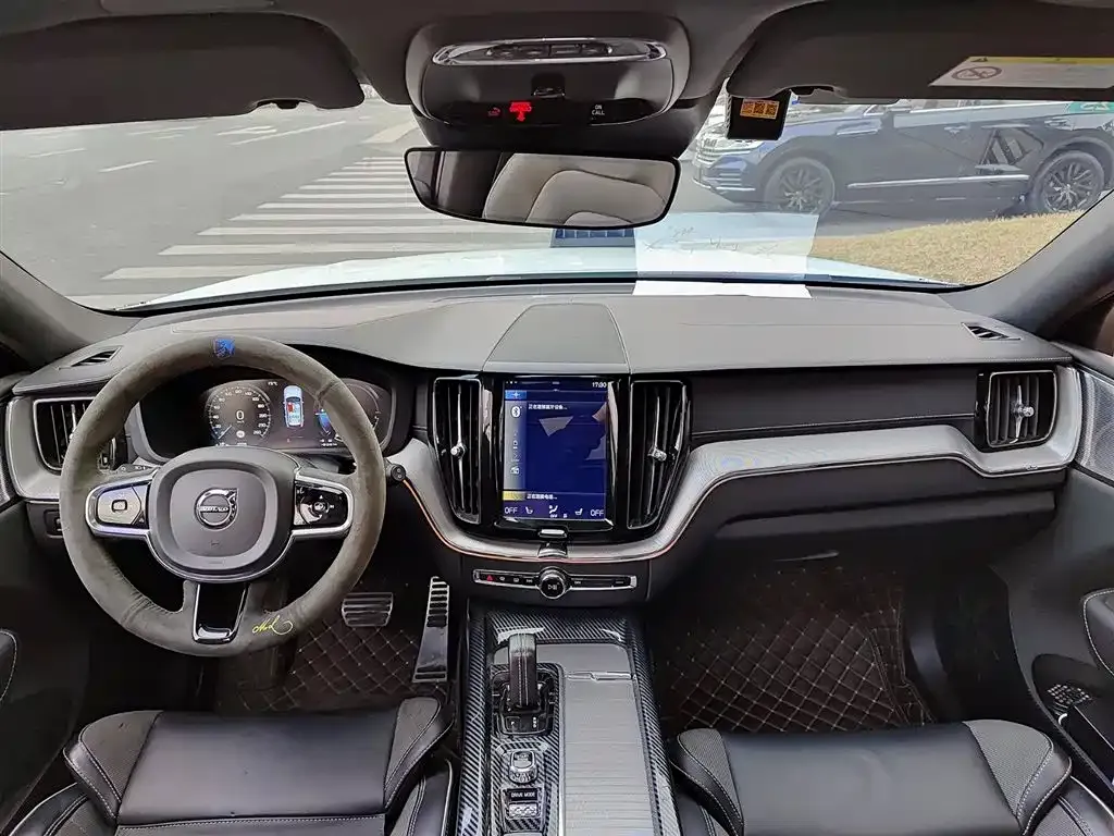 Volvo XC60 PHEV 2021 из CN, фото 8