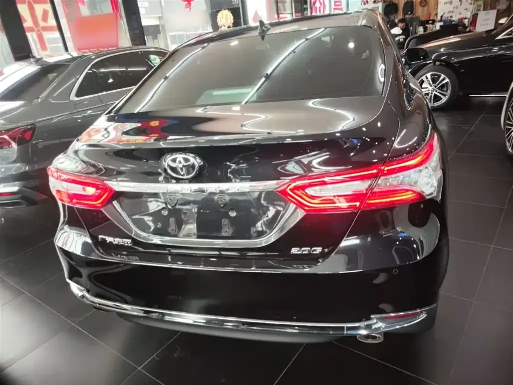 Toyota Camry 2023 из CN, фото 6