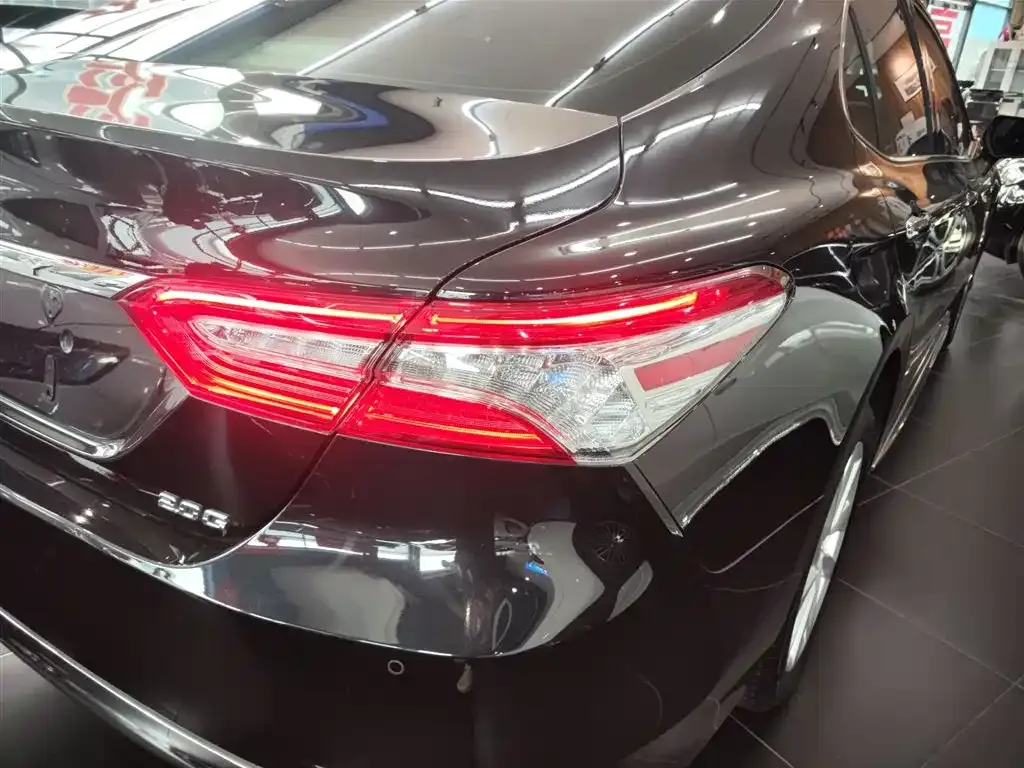 Toyota Camry 2023 из CN, фото 8