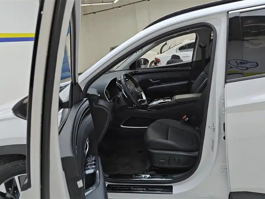 Hyundai Tucson 2023 из CN, фото 10