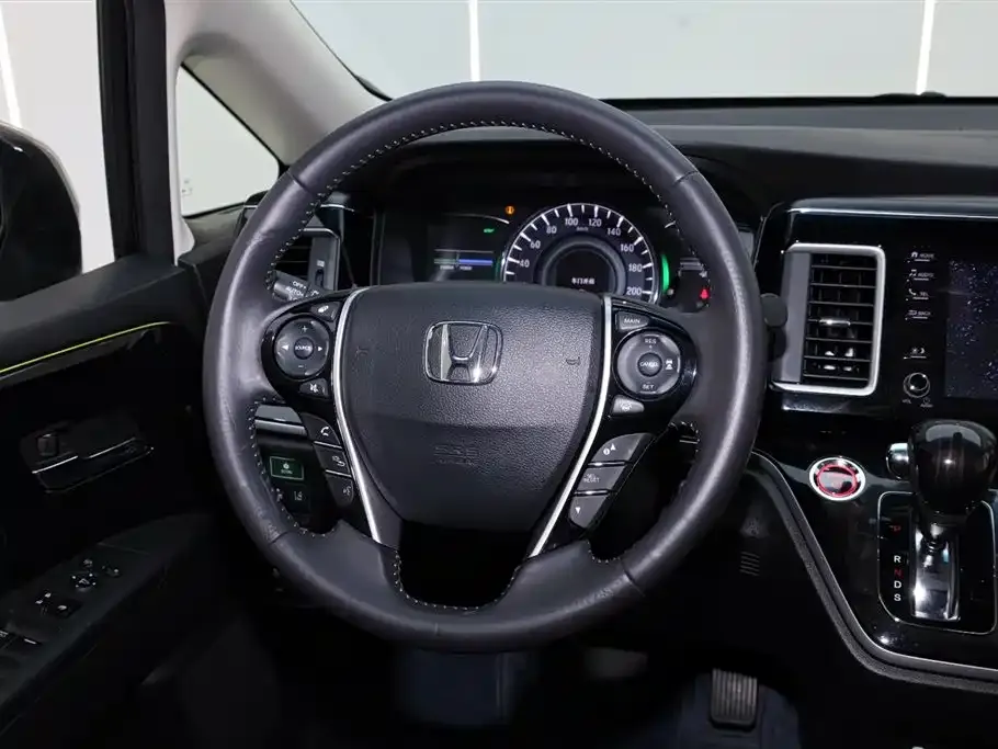 Honda Elysion 2021 из CN, фото 5