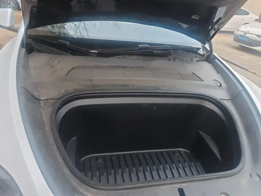 Tesla Model Y 2024 из CN, фото 10