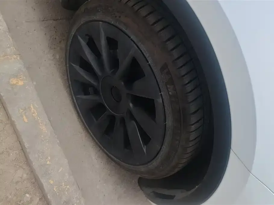 Tesla Model Y 2024 из CN, фото 5