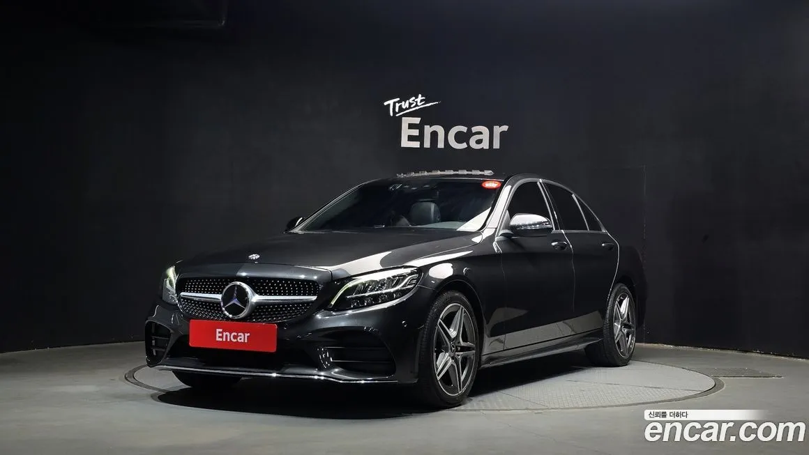 Mercedes-Benz C-Class — фото 1