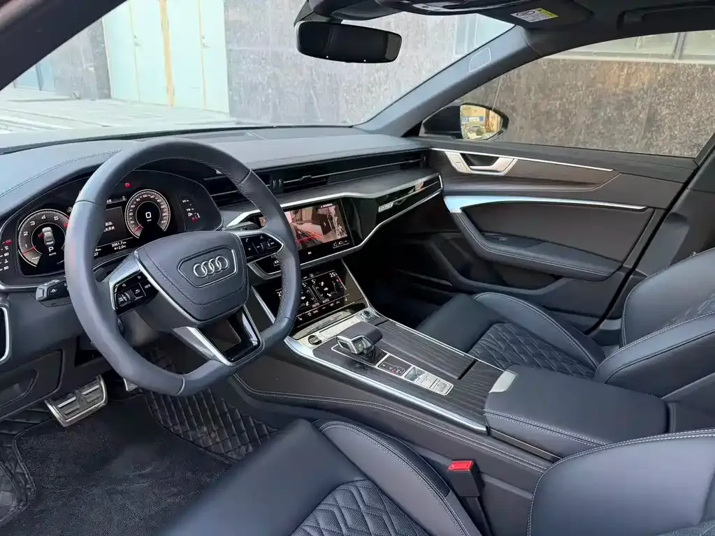 Audi A6L 2025 из CN, фото 4