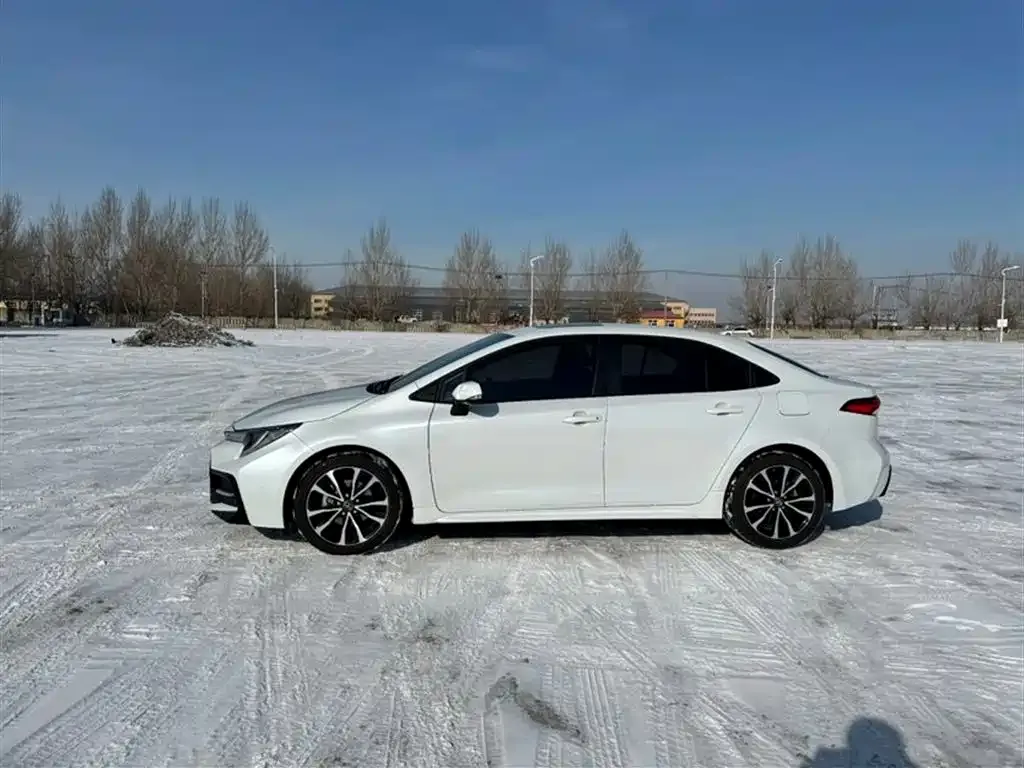 Toyota Levin 2022 из CN, фото 2