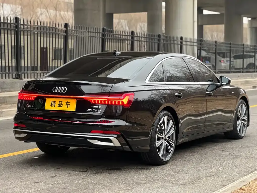 Audi A6L 2024 из CN, фото 6