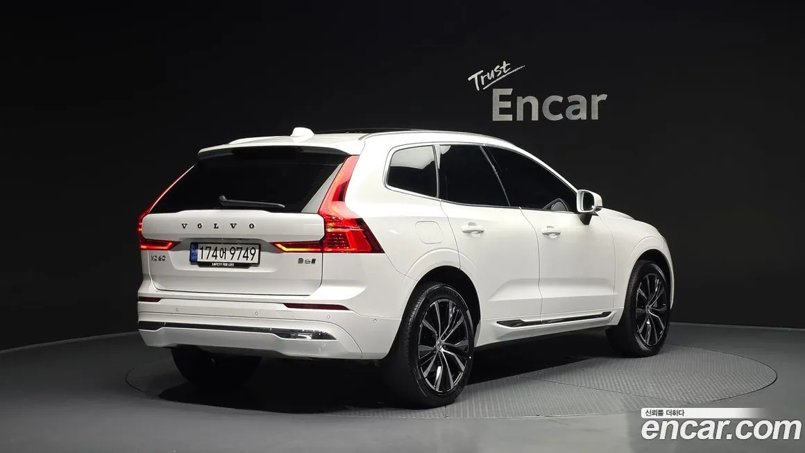 Volvo XC60 2024 из KR, фото 2