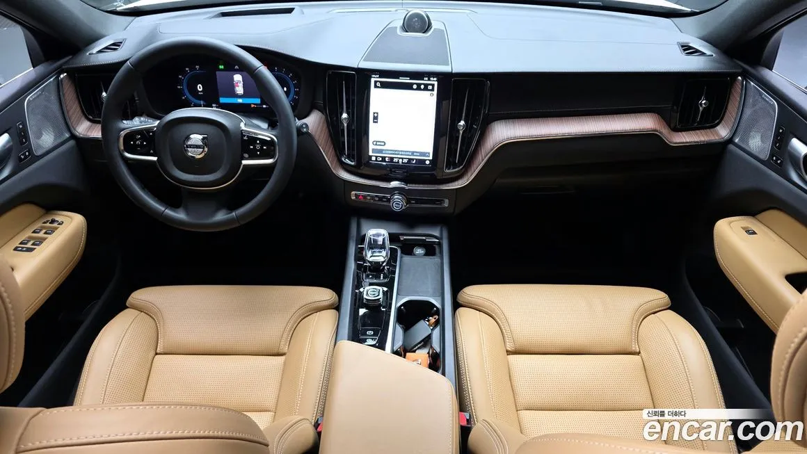 Volvo XC60 2024 из KR, фото 5