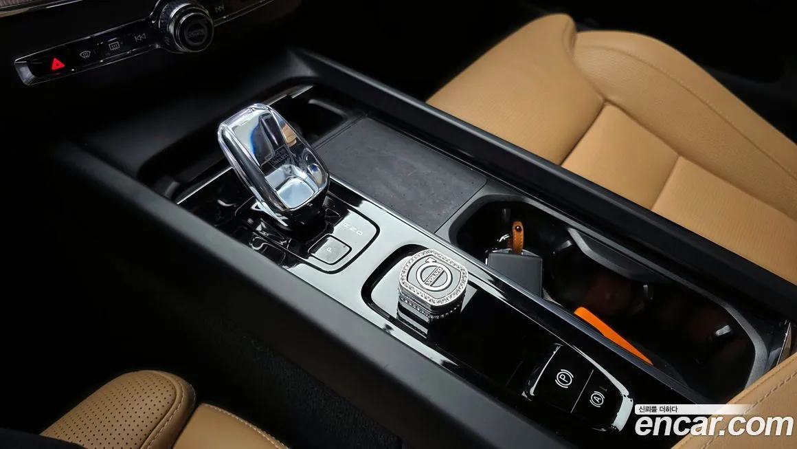 Volvo XC60 2024 из KR, фото 6