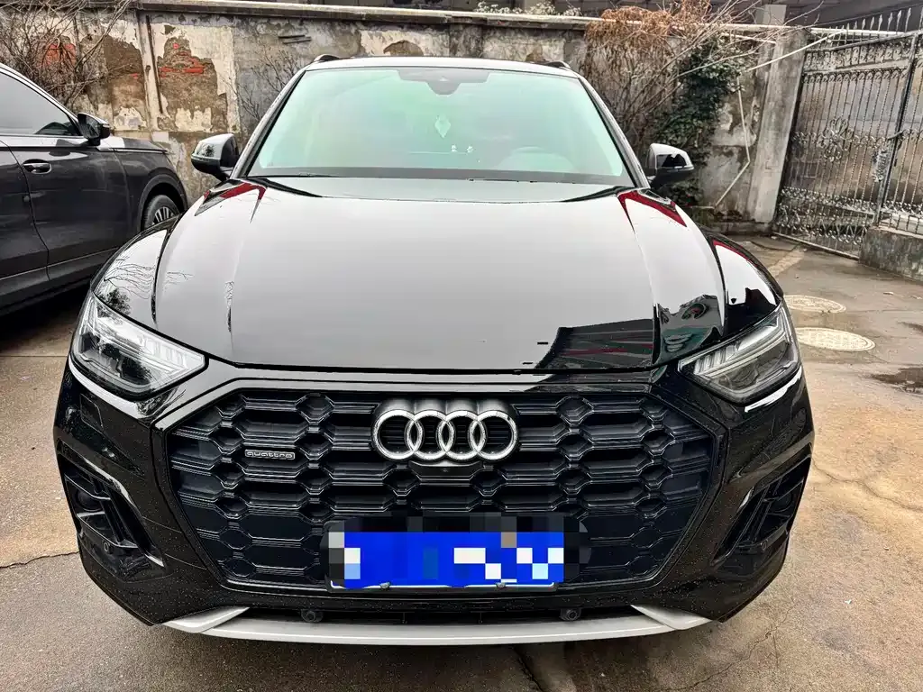 Audi Q5L 2022 из CN, фото 4