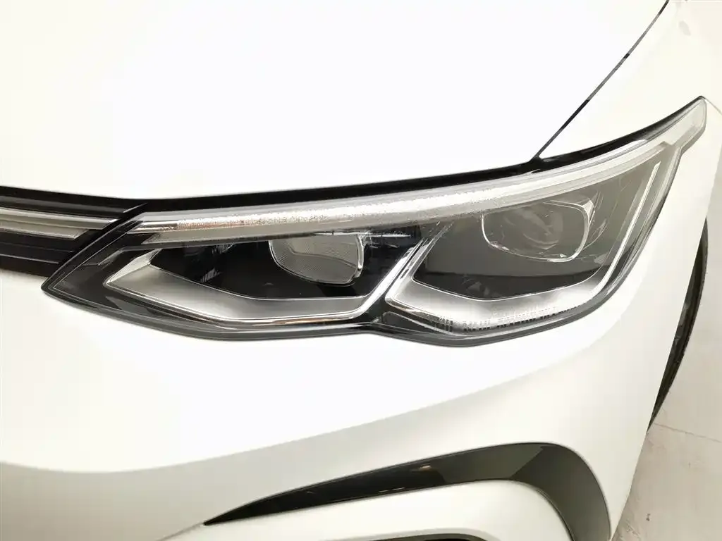 Volkswagen Golf 2021 из CN, фото 3
