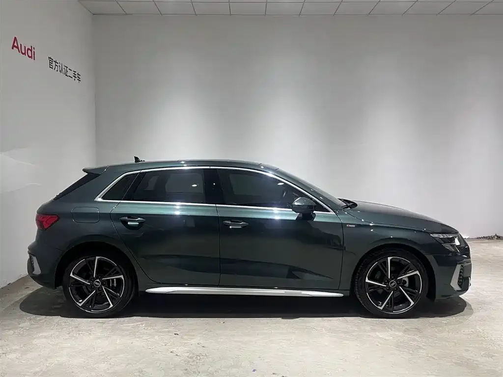 Audi A3 2023 из CN, фото 6
