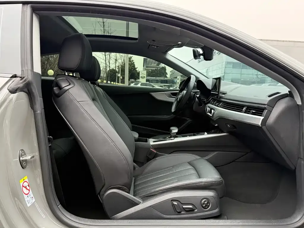 Audi A5 (Import) 2021 из CN, фото 2