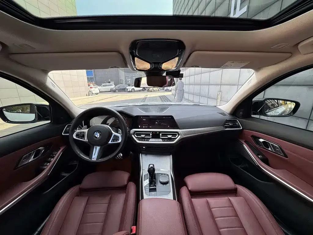 BMW 3 Series 2021 из CN, фото 4