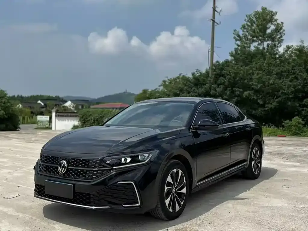 Volkswagen Passat 2022 из CN, фото 1
