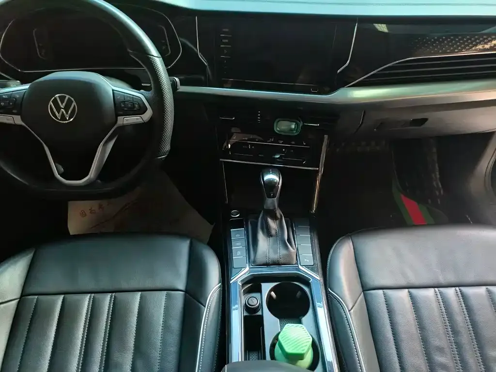 Volkswagen Passat 2022 из CN, фото 4