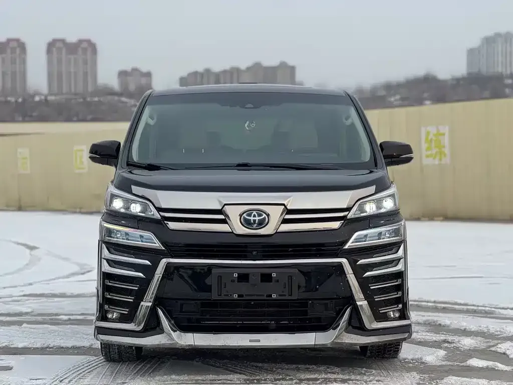 Toyota Vellfire 2021 из CN, фото 4